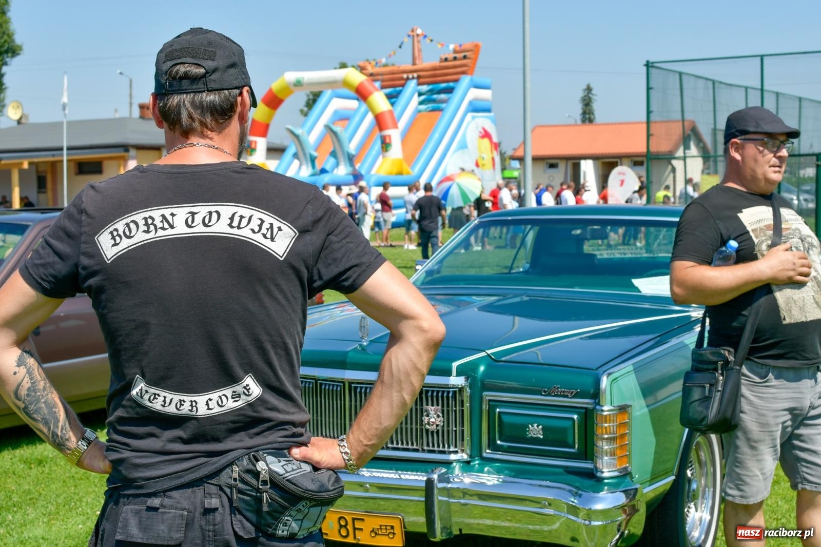 Zdjęcie w galerii na portalu naszraciborz.pl: Stare samochody i motocykle na zlocie w Zabełkowie [FOTO i WIDEO] wiadomości z regionu