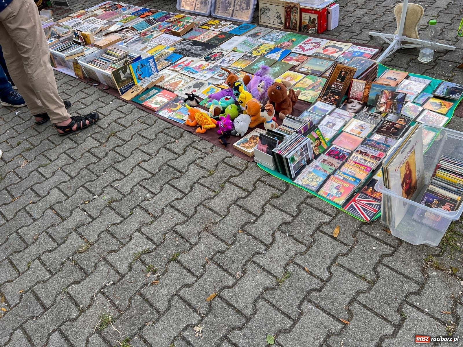 Zdjęcie w galerii na portalu naszraciborz.pl: Ciekawostki z pietrowickiego targu staroci [FOTO i WIDEO] wiadomości z regionu