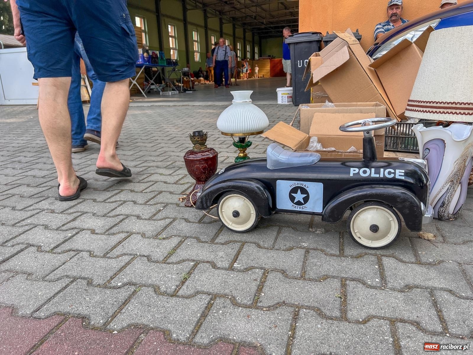 Zdjęcie w galerii na portalu naszraciborz.pl: Ciekawostki z pietrowickiego targu staroci [FOTO i WIDEO] wiadomości z regionu
