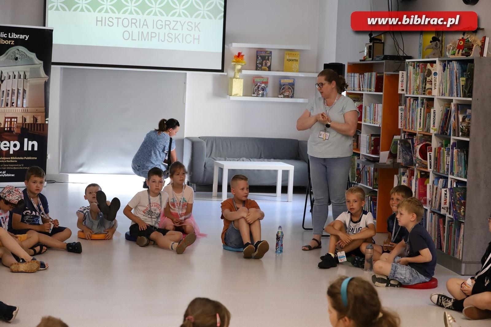Zdjęcie w galerii na portalu naszraciborz.pl: Wakacje w książnicy w olimpijskim klimacie [FOTO i WIDEO] wiadomości z regionu