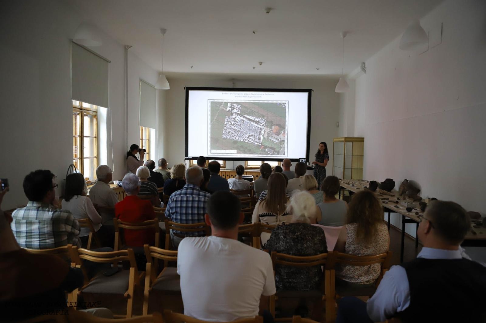 Zdjęcie w galerii na portalu naszraciborz.pl: Raciborskie odkrycia archeologiczne bez tajemnic [FOTO] wiadomości z regionu