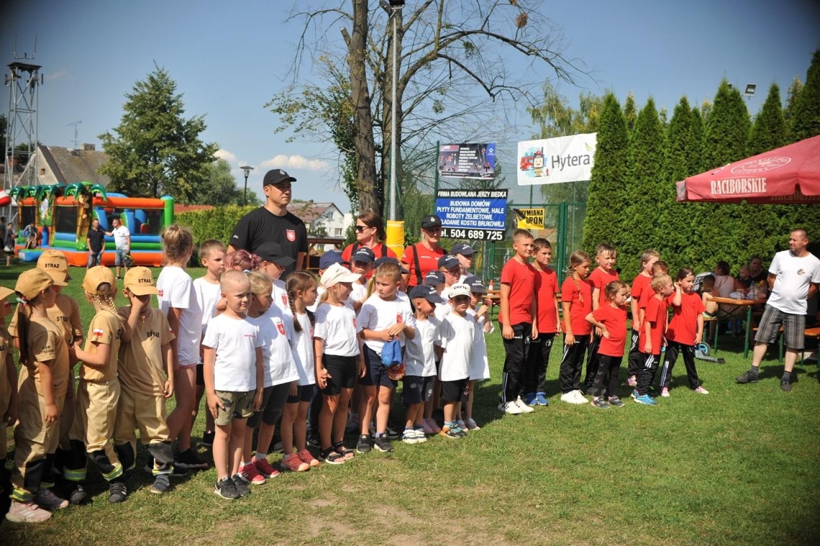 Zdjęcie w galerii na portalu naszraciborz.pl: Krzyżanowice triumfują na strażackich zawodach dzieci w Samborowicach wiadomości z regionu