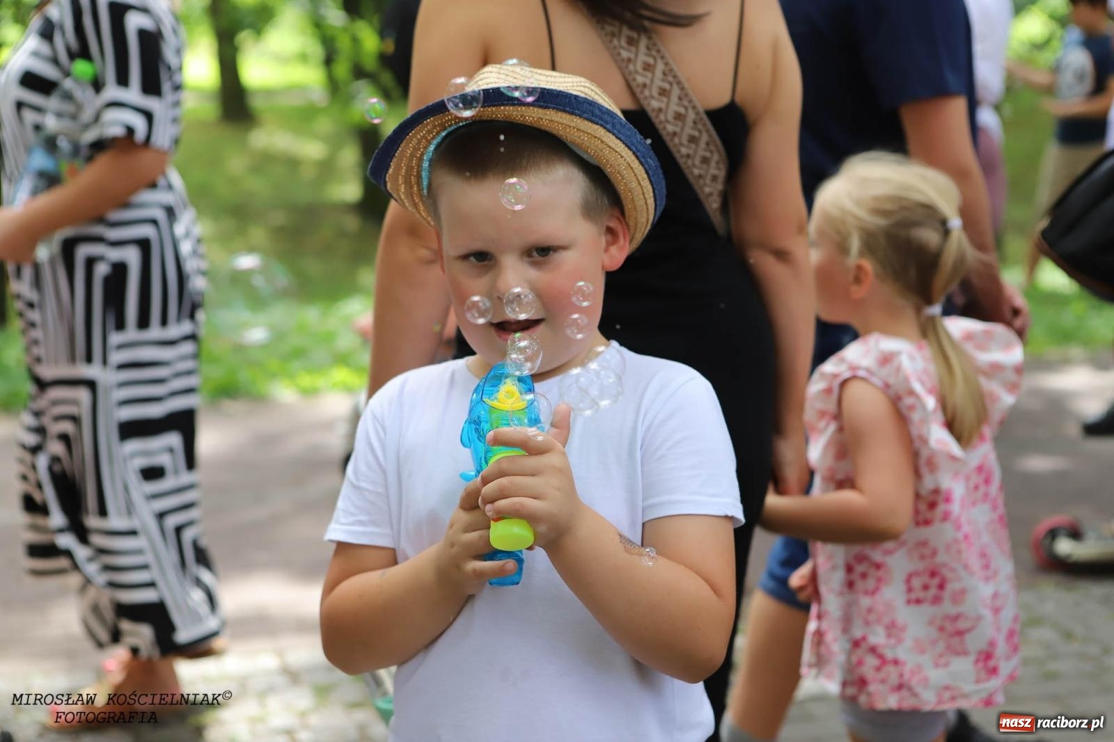 Zdjęcie w galerii na portalu naszraciborz.pl: Kolorowo na raciborskich bulwarach [FOTO] wiadomości z regionu