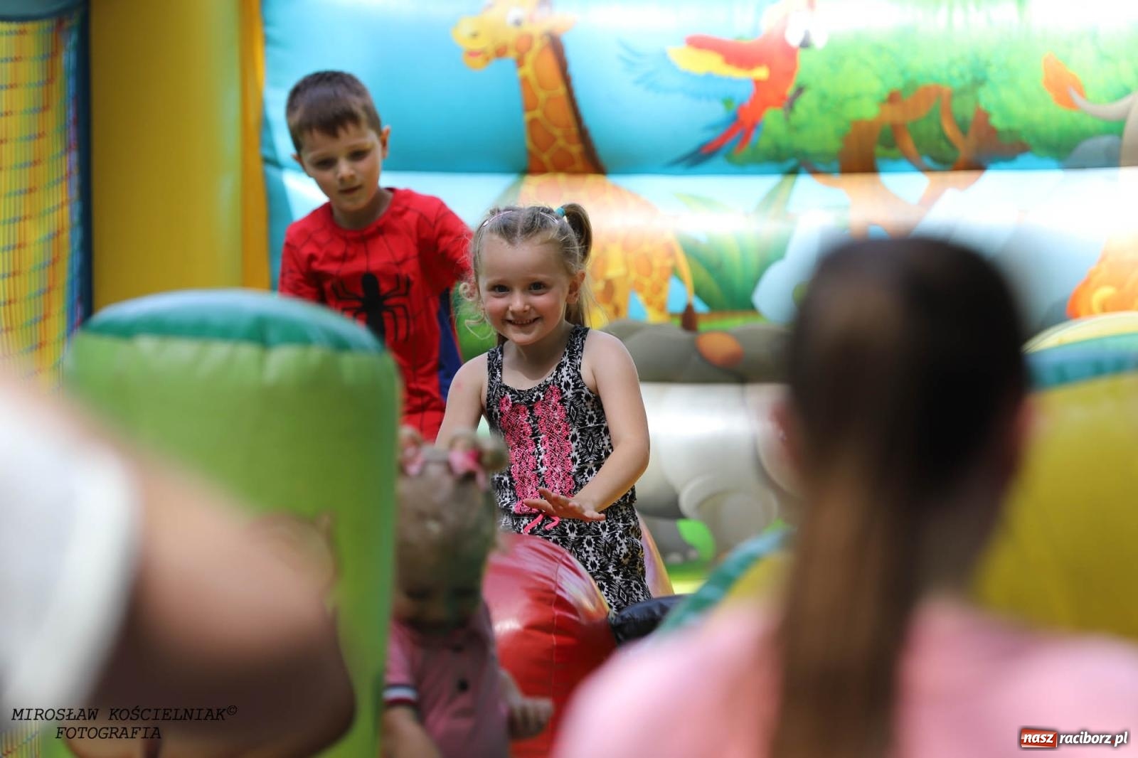 Zdjęcie w galerii na portalu naszraciborz.pl: Kolorowo na raciborskich bulwarach [FOTO] wiadomości z regionu