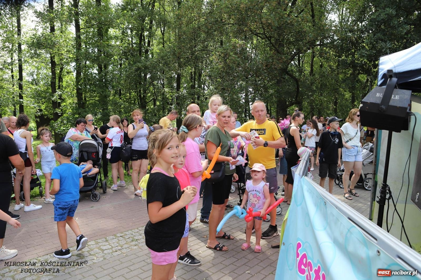Zdjęcie w galerii na portalu naszraciborz.pl: Kolorowo na raciborskich bulwarach [FOTO] wiadomości z regionu