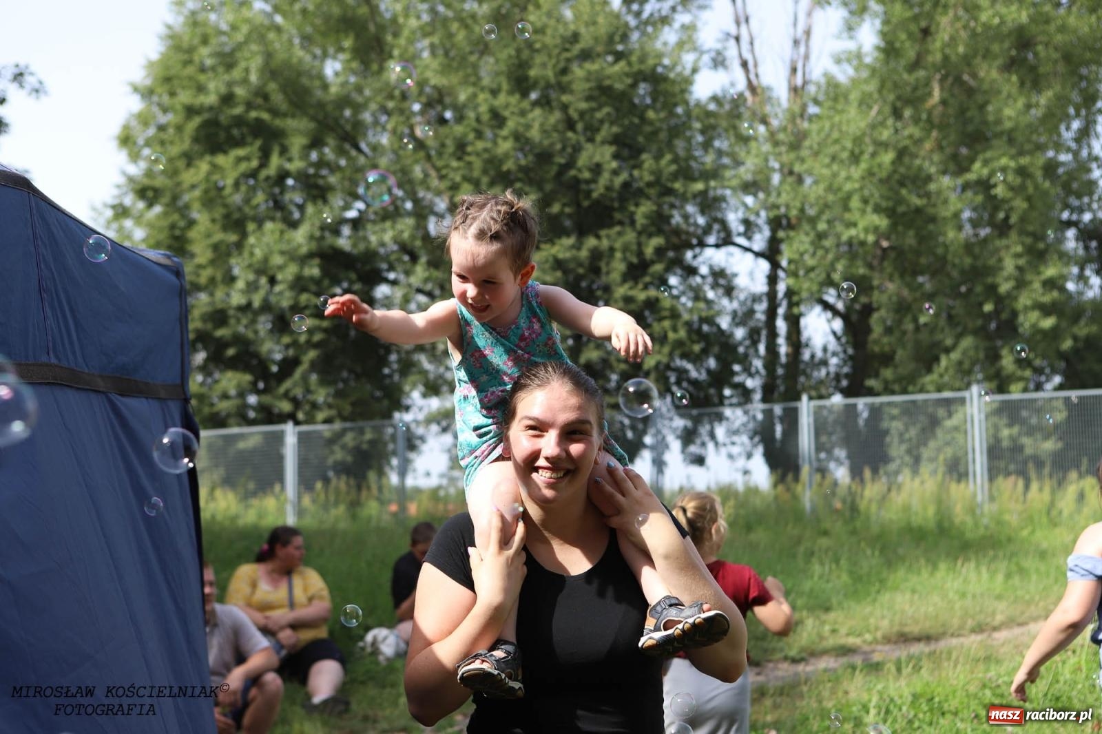 Zdjęcie w galerii na portalu naszraciborz.pl: Kolorowo na raciborskich bulwarach [FOTO] wiadomości z regionu