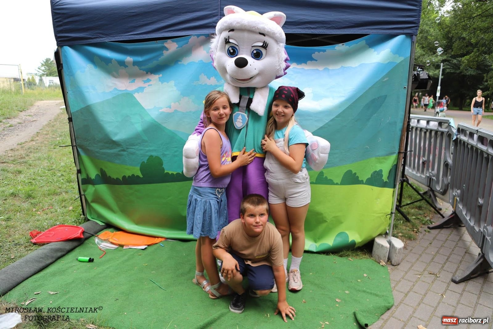 Zdjęcie w galerii na portalu naszraciborz.pl: Kolorowo na raciborskich bulwarach [FOTO] wiadomości z regionu