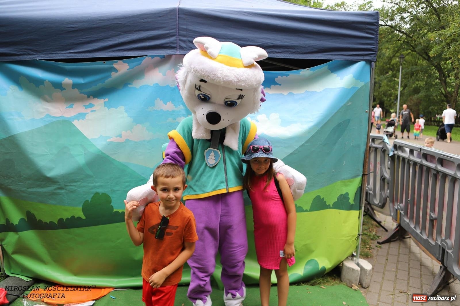 Zdjęcie w galerii na portalu naszraciborz.pl: Kolorowo na raciborskich bulwarach [FOTO] wiadomości z regionu