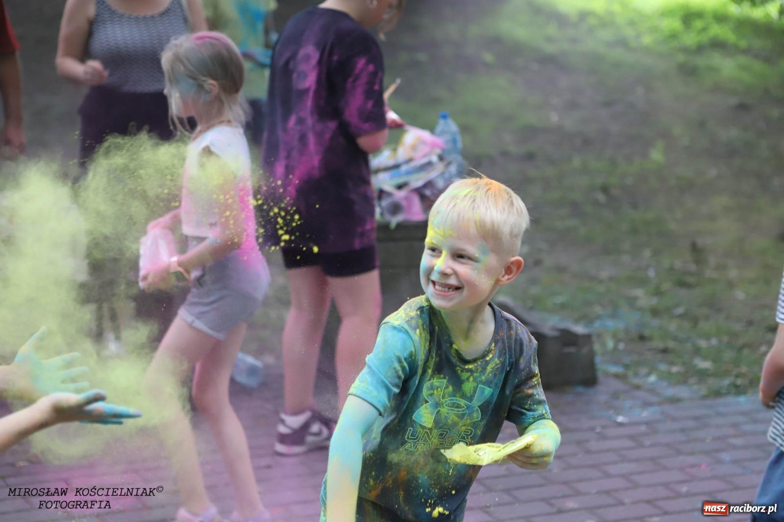 Zdjęcie w galerii na portalu naszraciborz.pl: Kolorowo na raciborskich bulwarach [FOTO] wiadomości z regionu