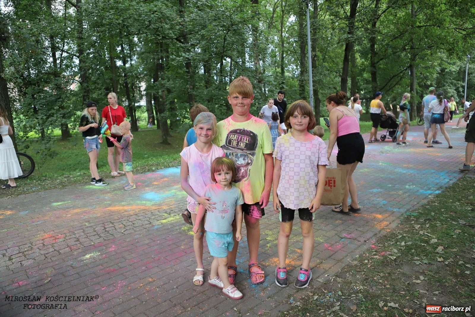 Zdjęcie w galerii na portalu naszraciborz.pl: Kolorowo na raciborskich bulwarach [FOTO] wiadomości z regionu