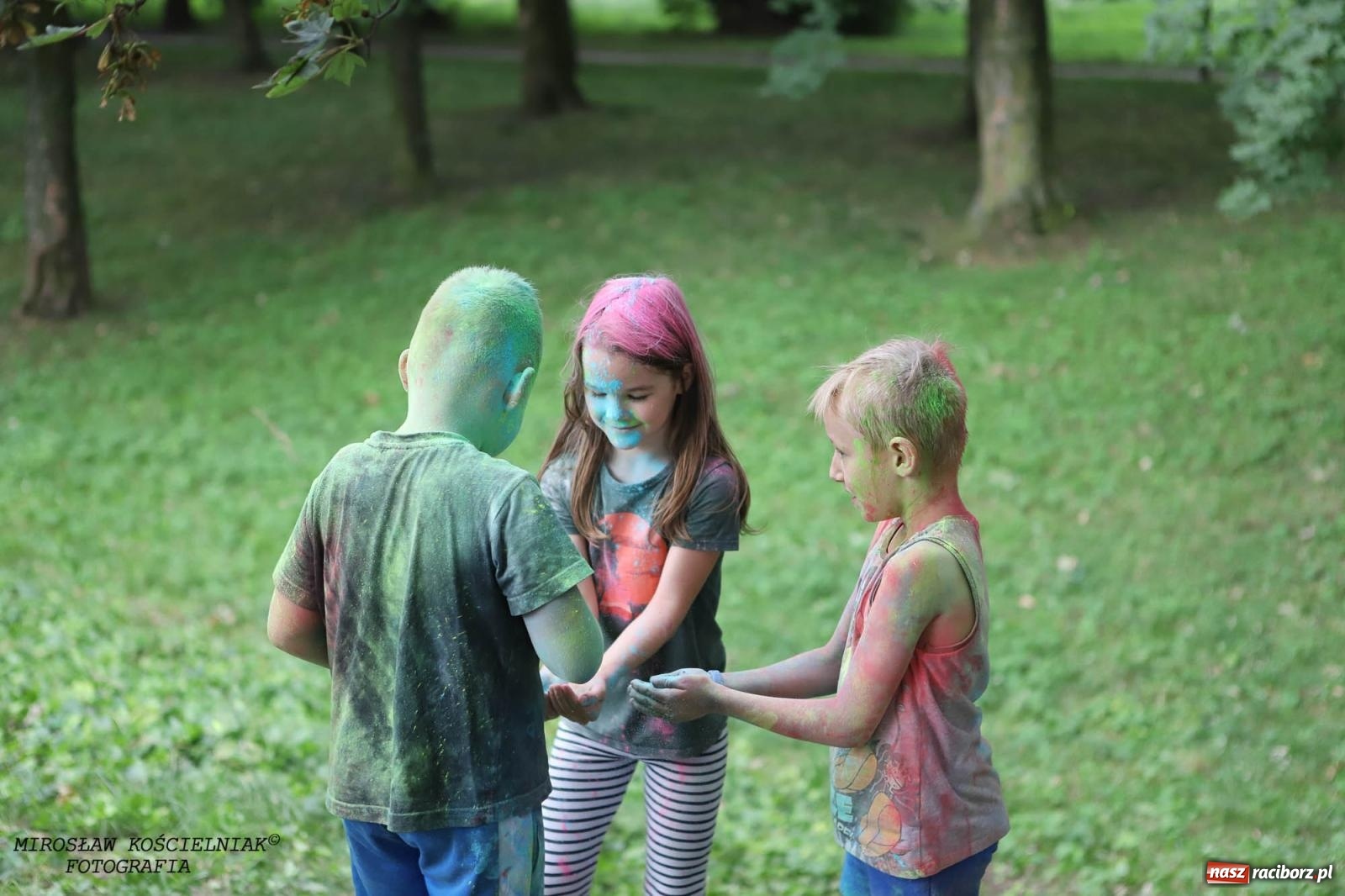 Zdjęcie w galerii na portalu naszraciborz.pl: Kolorowo na raciborskich bulwarach [FOTO] wiadomości z regionu