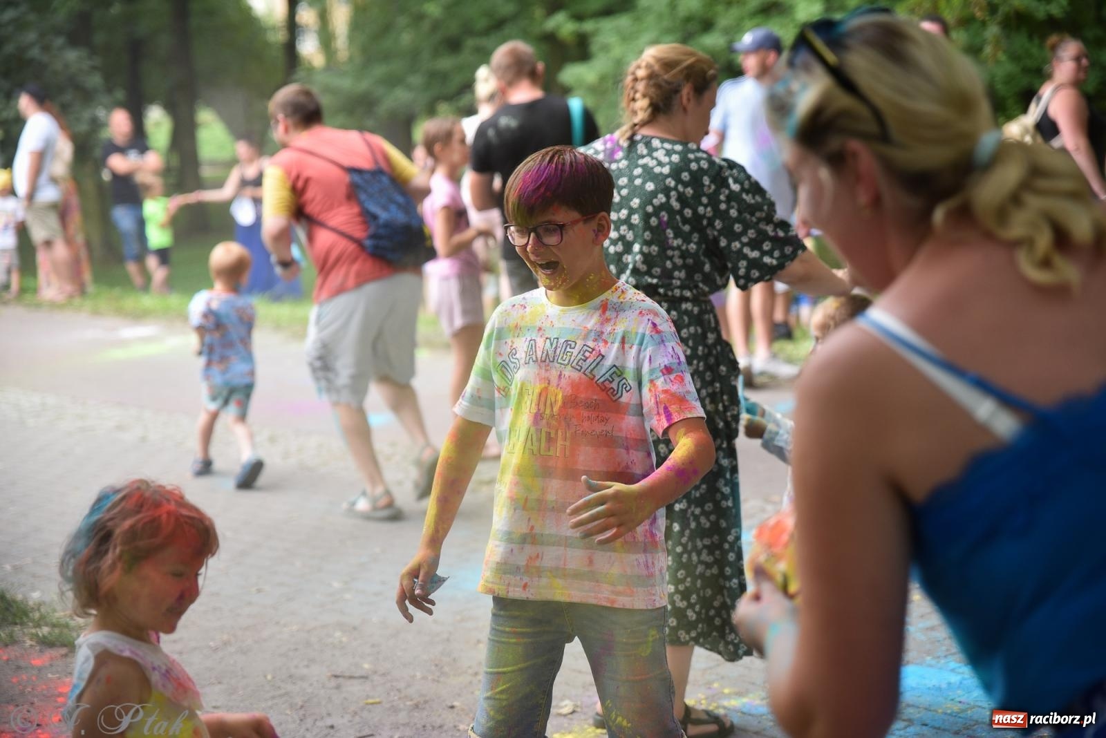 Zdjęcie w galerii na portalu naszraciborz.pl: Kolorowo na raciborskich bulwarach [FOTO] wiadomości z regionu