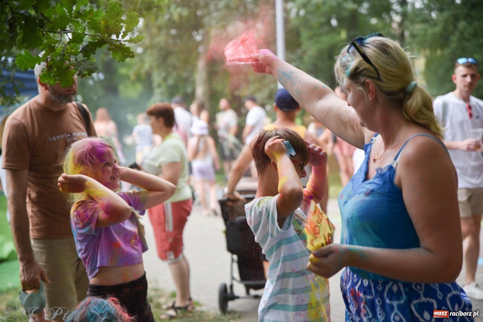 Zdjęcie w galerii na portalu naszraciborz.pl: Kolorowo na raciborskich bulwarach [FOTO] wiadomości z regionu