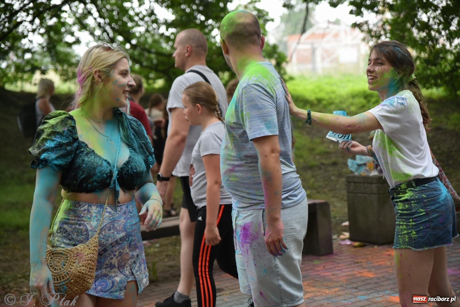 Zdjęcie w galerii na portalu naszraciborz.pl: Kolorowo na raciborskich bulwarach [FOTO] wiadomości z regionu