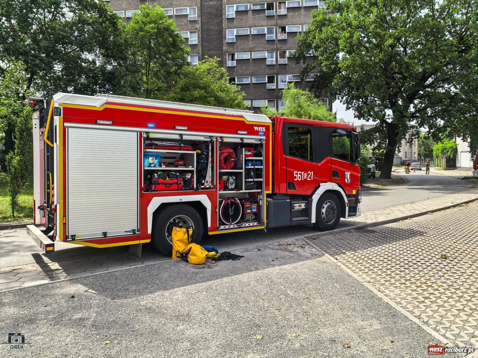 Zdjęcie w galerii na portalu naszraciborz.pl: Strażacy w akcji za hotelem przy Bosackiej [FOTO] wiadomości z regionu