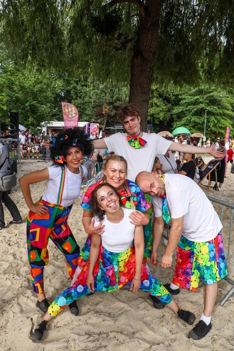 Zdjęcie w galerii na portalu naszraciborz.pl: Akademia Pani Kleksowej na zakończenie wakacji w Ogrodzie Kultury wiadomości z regionu