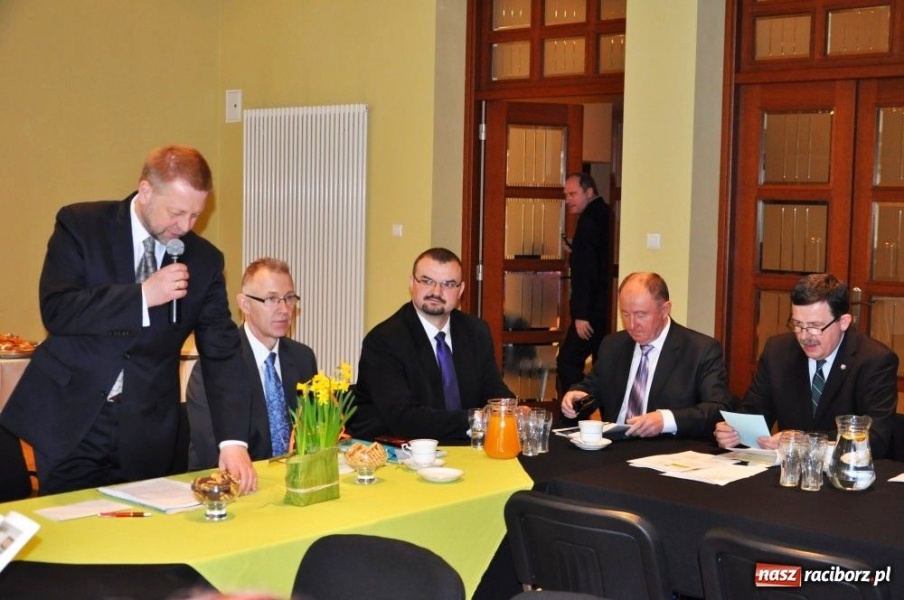 Zdjęcie w galerii na portalu naszraciborz.pl: Adam Hajduk przewodniczącym Subregionu wiadomości z regionu