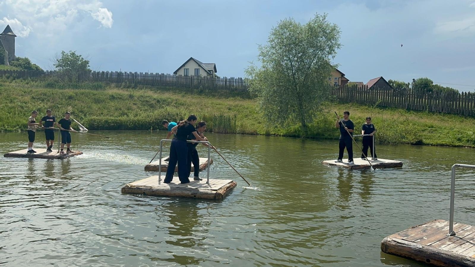 Zdjęcie w galerii na portalu naszraciborz.pl: Erasmus w raciborskiej Słonecznej Krainie. W poszukiwaniu sposobów włączania STEM i robotyki do praktyk edukacyjnych wiadomości z regionu