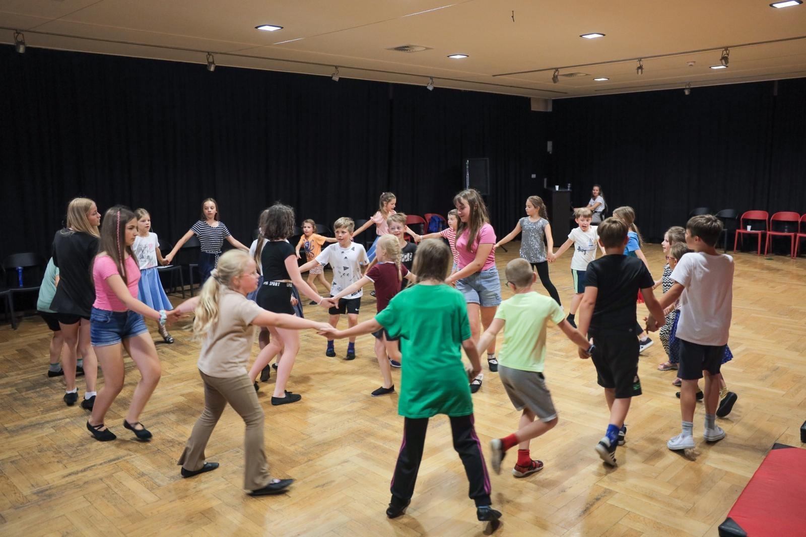Zdjęcie w galerii na portalu naszraciborz.pl: Za nami pierwsza część polsko-czeskich spotkań z folklorem w ramach 70-lecia ZPiT Strzecha wiadomości z regionu