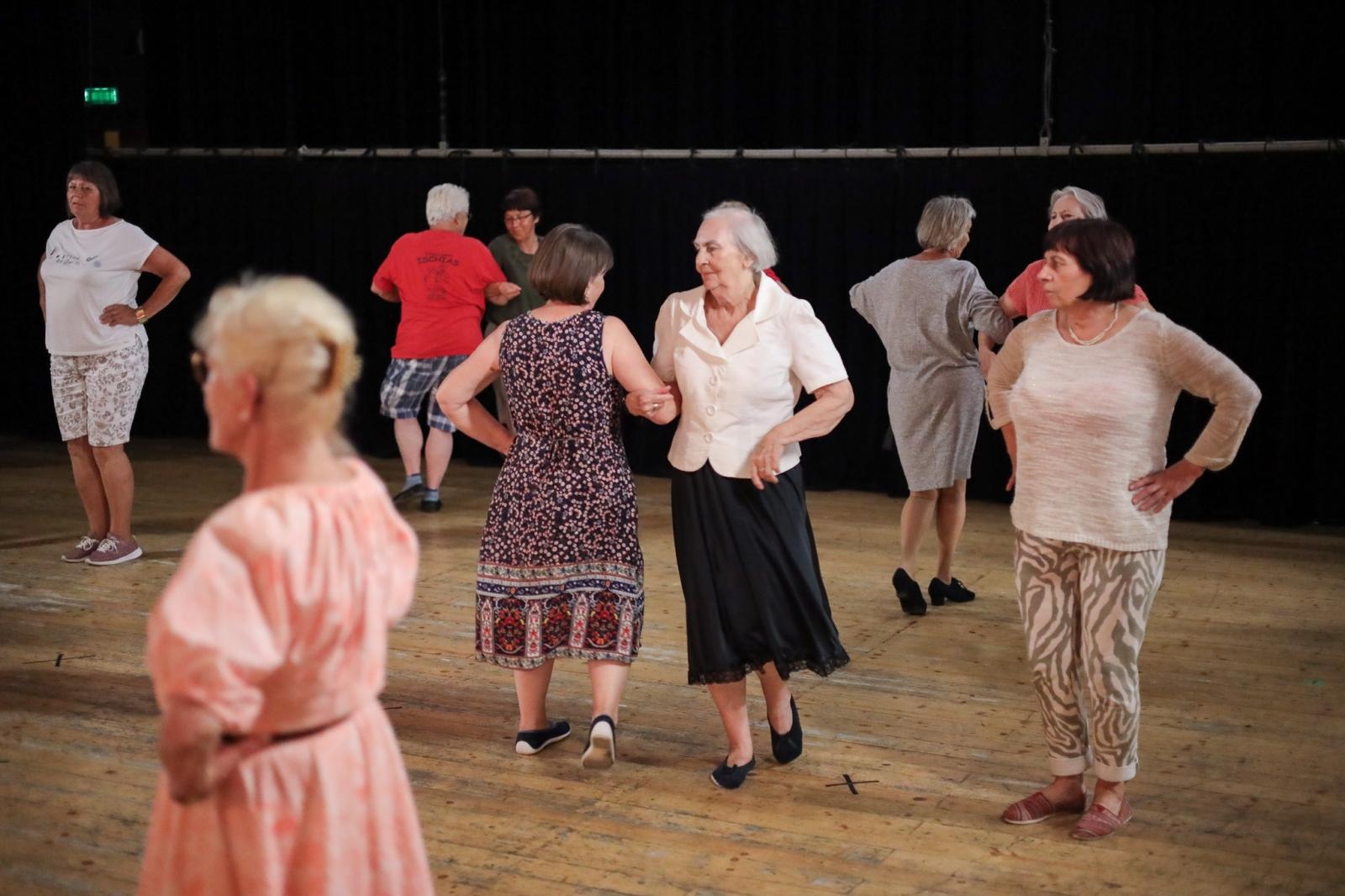 Zdjęcie w galerii na portalu naszraciborz.pl: Za nami pierwsza część polsko-czeskich spotkań z folklorem w ramach 70-lecia ZPiT Strzecha wiadomości z regionu