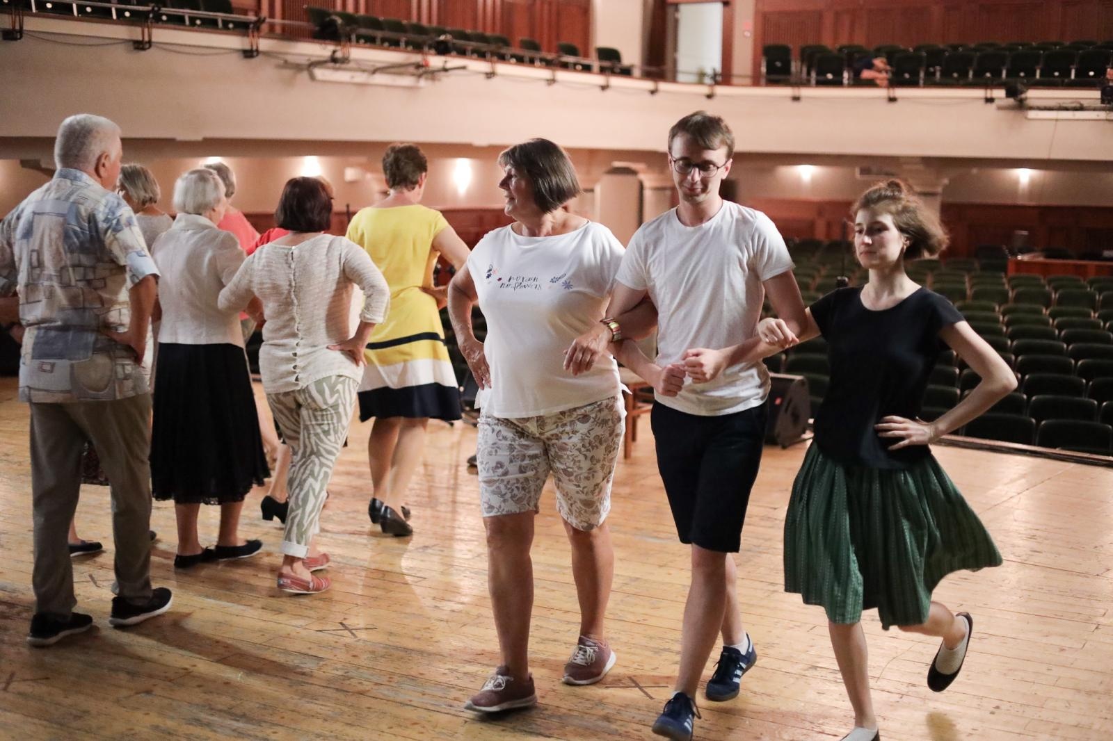 Zdjęcie w galerii na portalu naszraciborz.pl: Za nami pierwsza część polsko-czeskich spotkań z folklorem w ramach 70-lecia ZPiT Strzecha wiadomości z regionu