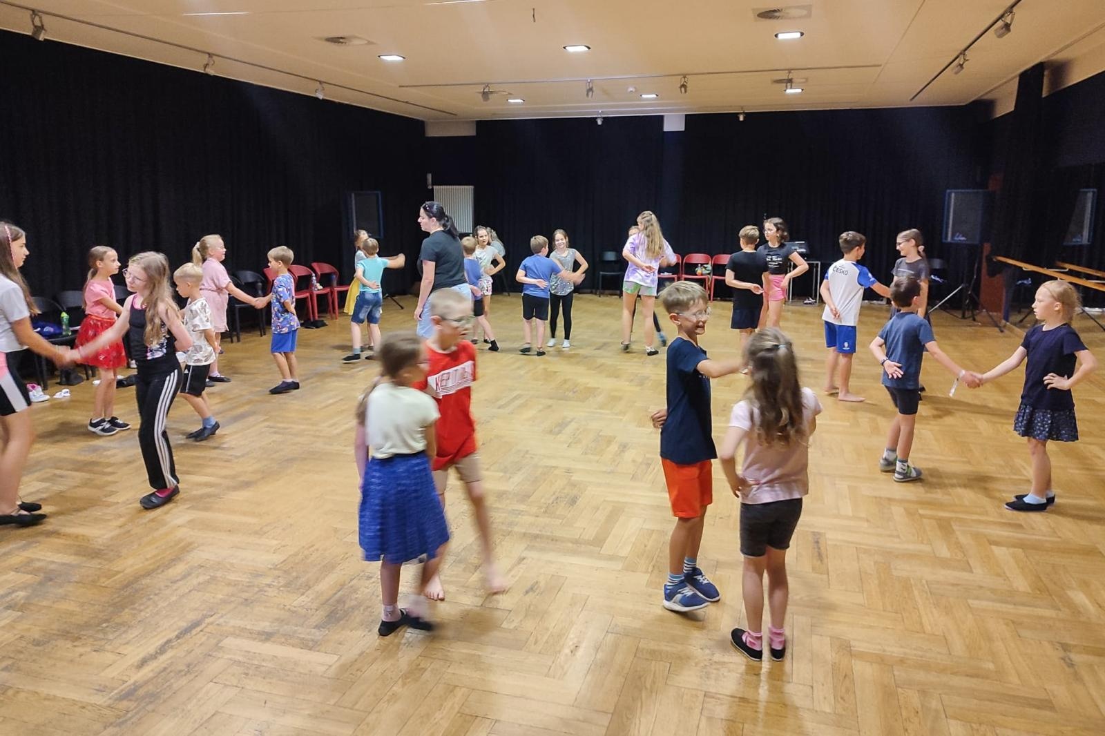 Zdjęcie w galerii na portalu naszraciborz.pl: Za nami pierwsza część polsko-czeskich spotkań z folklorem w ramach 70-lecia ZPiT Strzecha wiadomości z regionu