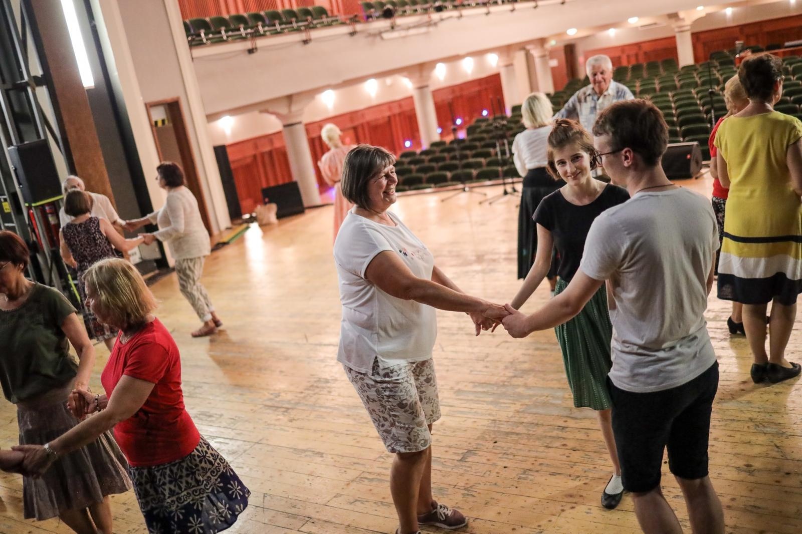 Zdjęcie w galerii na portalu naszraciborz.pl: Za nami pierwsza część polsko-czeskich spotkań z folklorem w ramach 70-lecia ZPiT Strzecha wiadomości z regionu