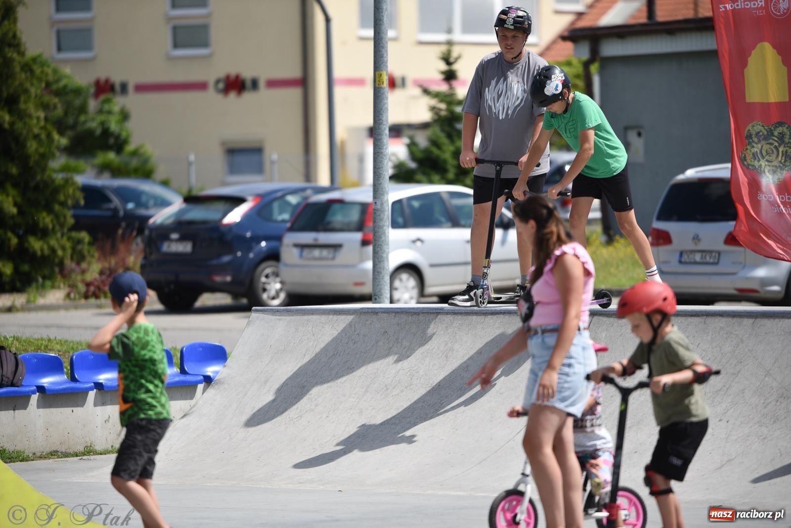 Zdjęcie w galerii na portalu naszraciborz.pl: Skatepark w Raciborzu zmodernizowany: Wakacyjne warsztaty Extreme City wiadomości z regionu
