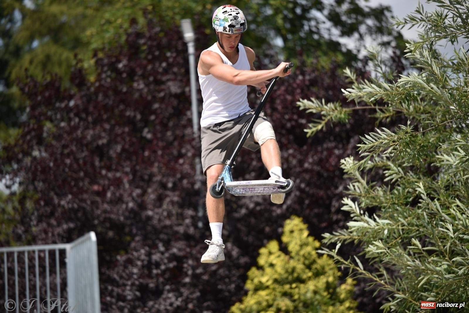 Zdjęcie w galerii na portalu naszraciborz.pl: Skatepark w Raciborzu zmodernizowany: Wakacyjne warsztaty Extreme City wiadomości z regionu