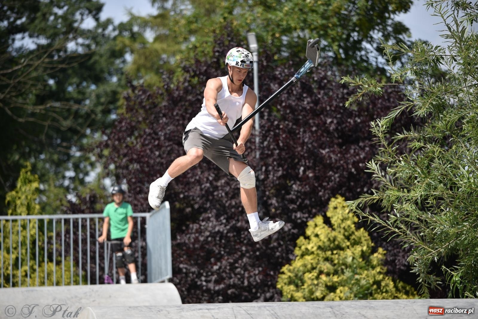 Zdjęcie w galerii na portalu naszraciborz.pl: Skatepark w Raciborzu zmodernizowany: Wakacyjne warsztaty Extreme City wiadomości z regionu