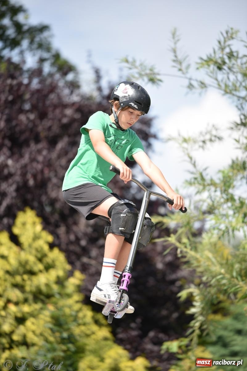 Zdjęcie w galerii na portalu naszraciborz.pl: Skatepark w Raciborzu zmodernizowany: Wakacyjne warsztaty Extreme City wiadomości z regionu