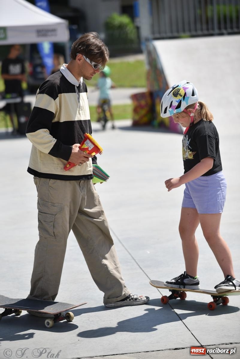 Zdjęcie w galerii na portalu naszraciborz.pl: Skatepark w Raciborzu zmodernizowany: Wakacyjne warsztaty Extreme City wiadomości z regionu