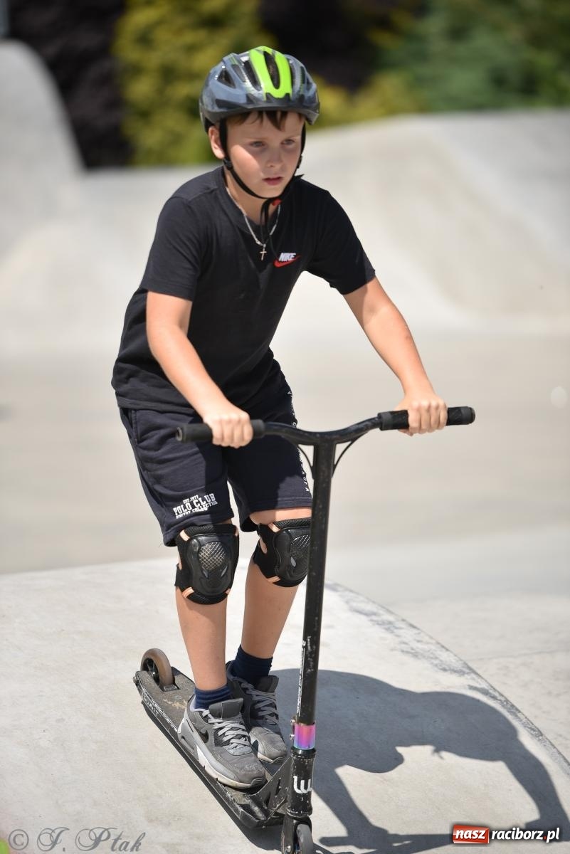 Zdjęcie w galerii na portalu naszraciborz.pl: Skatepark w Raciborzu zmodernizowany: Wakacyjne warsztaty Extreme City wiadomości z regionu