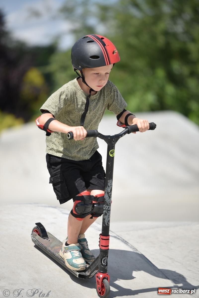 Zdjęcie w galerii na portalu naszraciborz.pl: Skatepark w Raciborzu zmodernizowany: Wakacyjne warsztaty Extreme City wiadomości z regionu