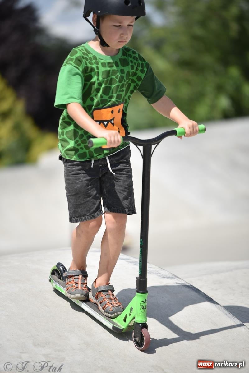 Zdjęcie w galerii na portalu naszraciborz.pl: Skatepark w Raciborzu zmodernizowany: Wakacyjne warsztaty Extreme City wiadomości z regionu