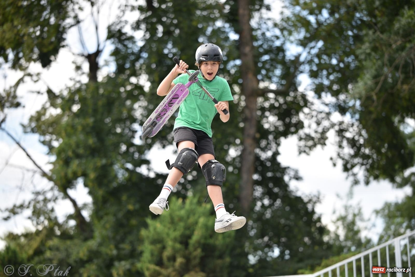 Zdjęcie w galerii na portalu naszraciborz.pl: Skatepark w Raciborzu zmodernizowany: Wakacyjne warsztaty Extreme City wiadomości z regionu