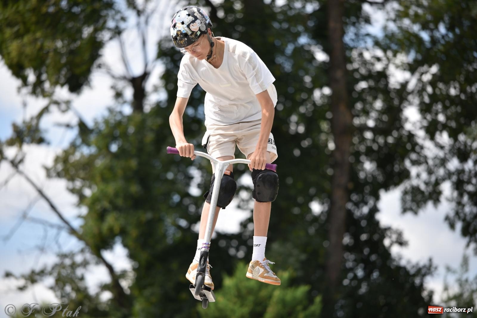 Zdjęcie w galerii na portalu naszraciborz.pl: Skatepark w Raciborzu zmodernizowany: Wakacyjne warsztaty Extreme City wiadomości z regionu