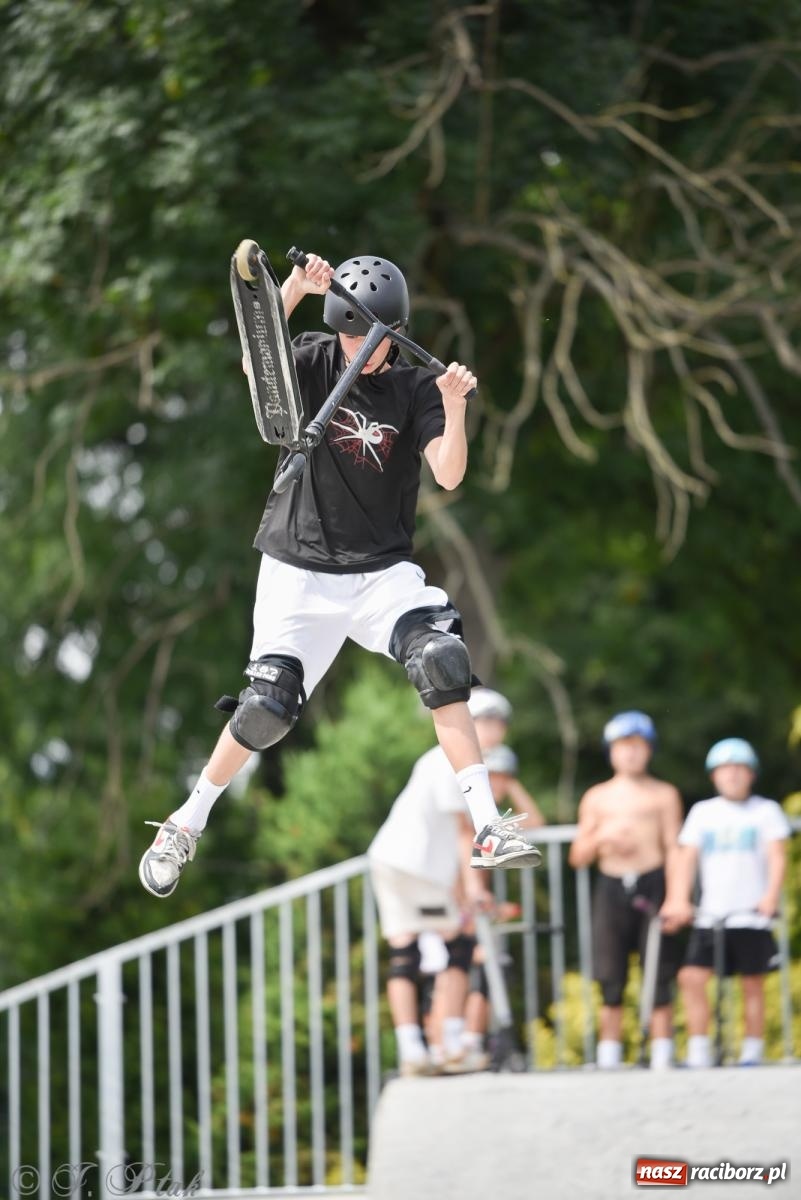 Zdjęcie w galerii na portalu naszraciborz.pl: Skatepark w Raciborzu zmodernizowany: Wakacyjne warsztaty Extreme City wiadomości z regionu