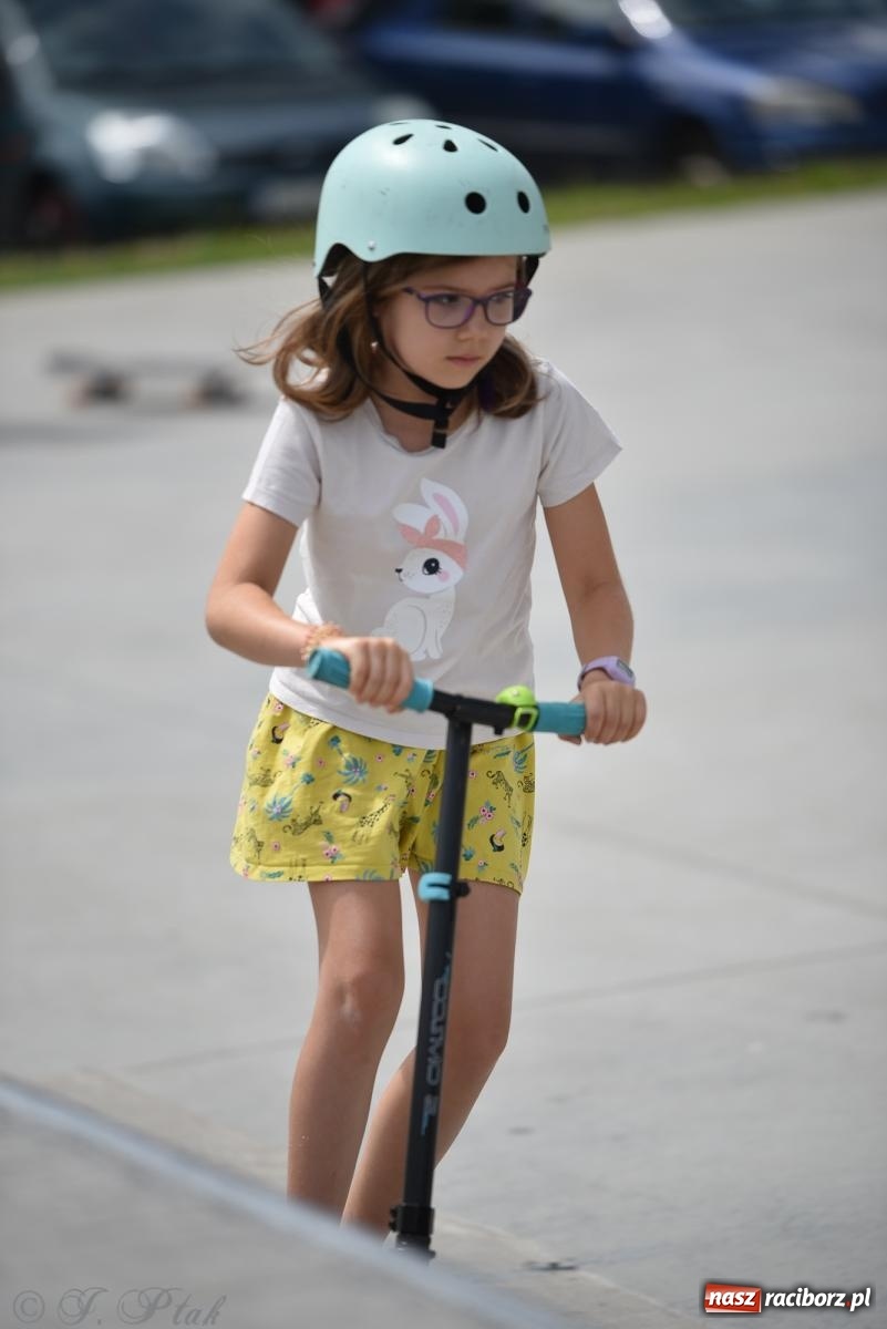 Zdjęcie w galerii na portalu naszraciborz.pl: Skatepark w Raciborzu zmodernizowany: Wakacyjne warsztaty Extreme City wiadomości z regionu