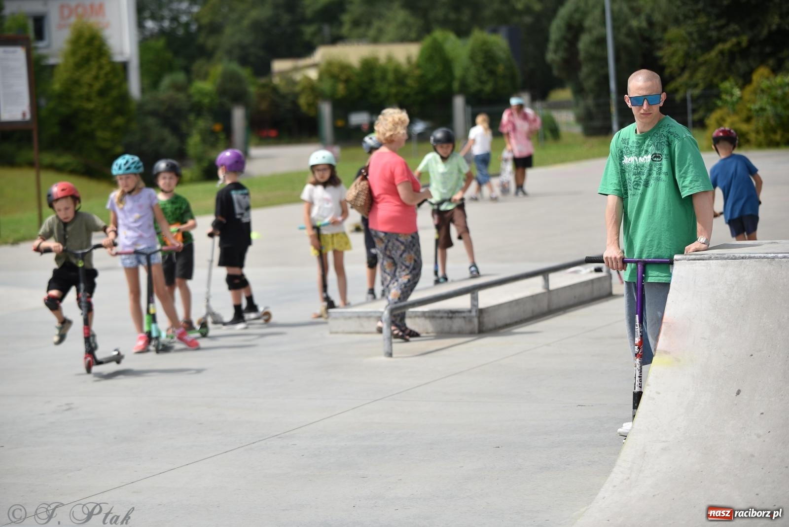 Zdjęcie w galerii na portalu naszraciborz.pl: Skatepark w Raciborzu zmodernizowany: Wakacyjne warsztaty Extreme City wiadomości z regionu