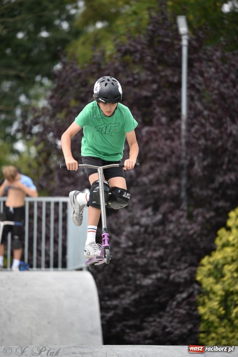 Zdjęcie w galerii na portalu naszraciborz.pl: Skatepark w Raciborzu zmodernizowany: Wakacyjne warsztaty Extreme City wiadomości z regionu