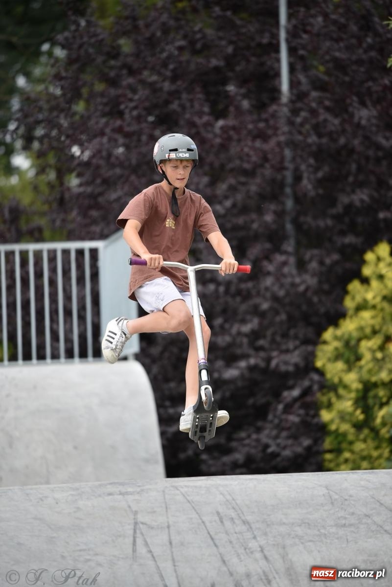 Zdjęcie w galerii na portalu naszraciborz.pl: Skatepark w Raciborzu zmodernizowany: Wakacyjne warsztaty Extreme City wiadomości z regionu
