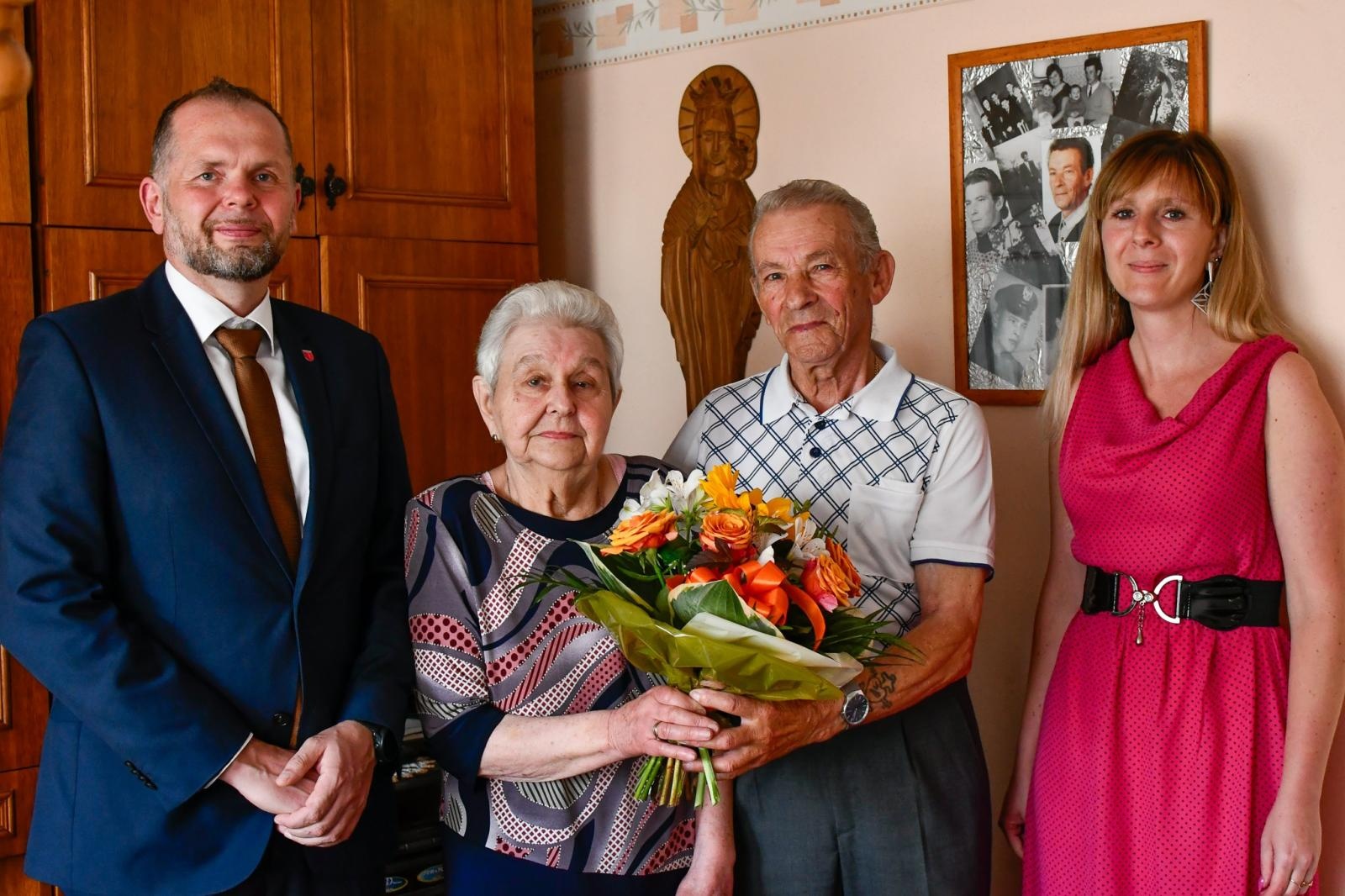 Zdjęcie w galerii na portalu naszraciborz.pl: Piękna uroczystość 60. rocznicy ślubu w Krzanowicach wiadomości z regionu