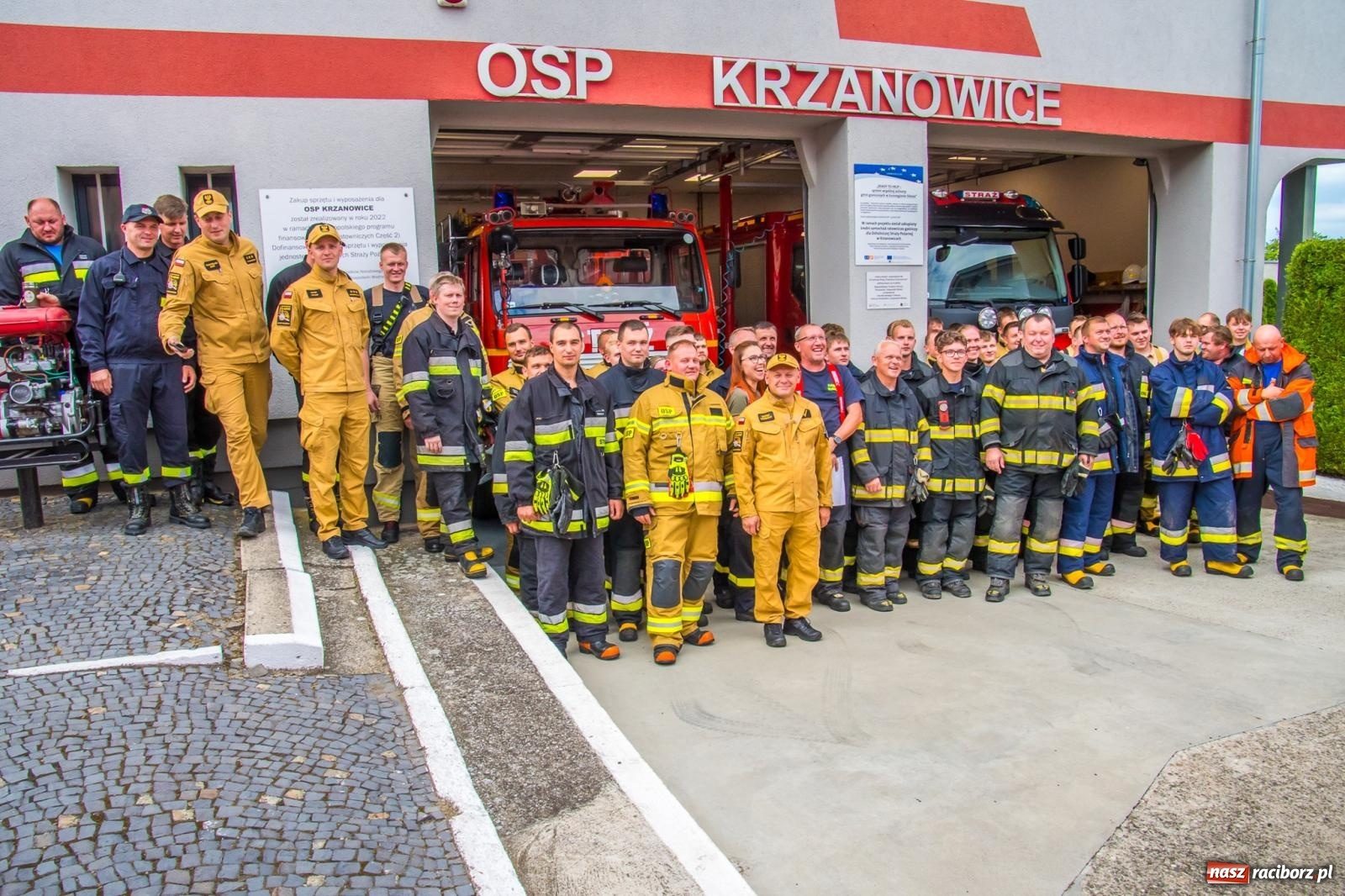 Zdjęcie w galerii na portalu naszraciborz.pl: Ćwiczenia strażackie w Krzanowicach. Świętowanie 135-lecia miejscowej OSP wiadomości z regionu