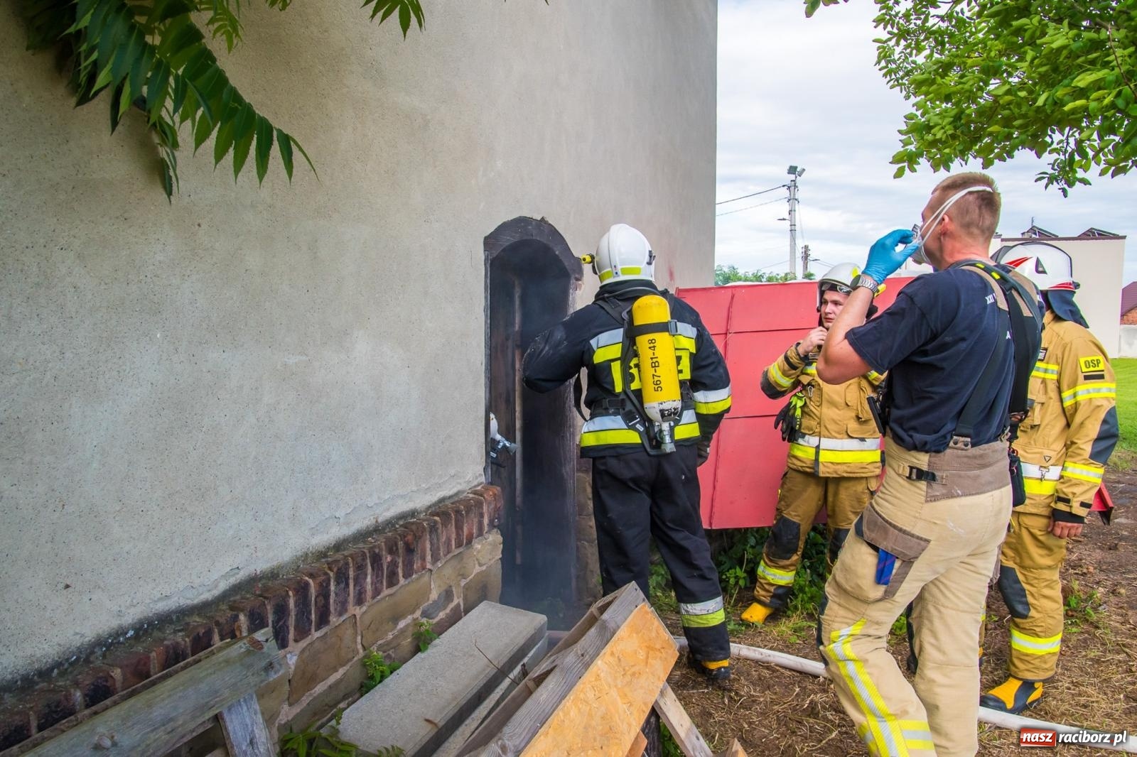 Zdjęcie w galerii na portalu naszraciborz.pl: Ćwiczenia strażackie w Krzanowicach. Świętowanie 135-lecia miejscowej OSP wiadomości z regionu