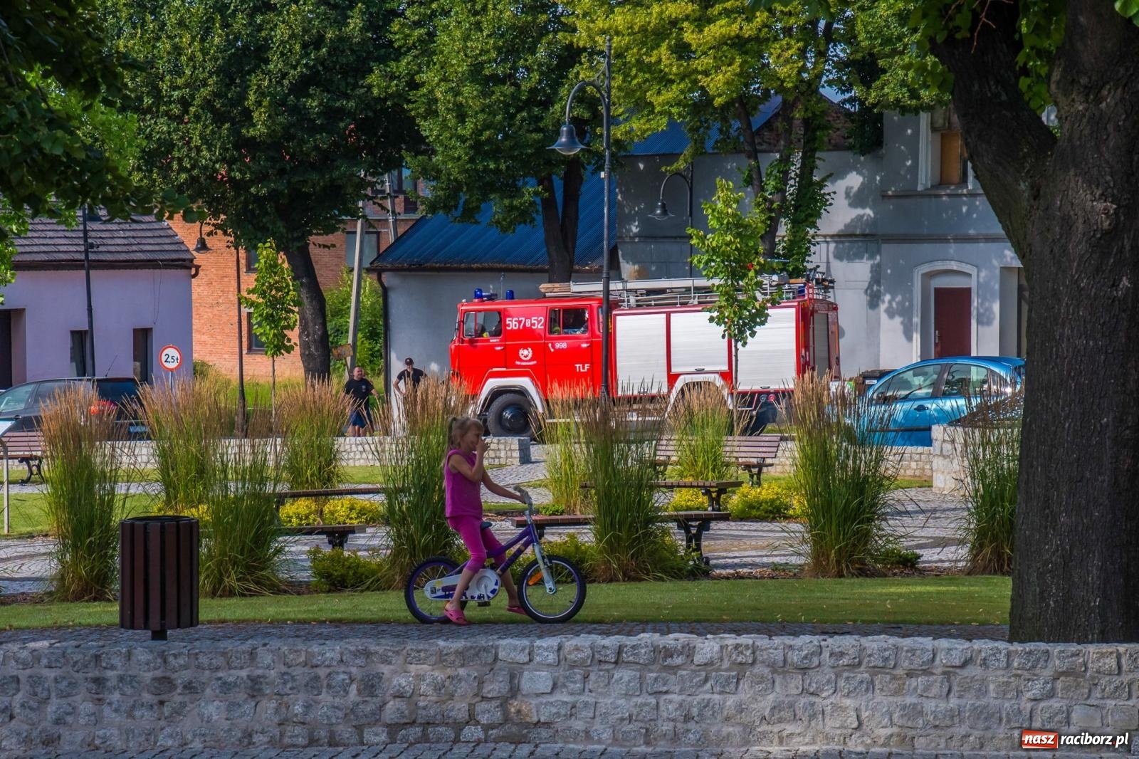 Zdjęcie w galerii na portalu naszraciborz.pl: Ćwiczenia strażackie w Krzanowicach. Świętowanie 135-lecia miejscowej OSP wiadomości z regionu