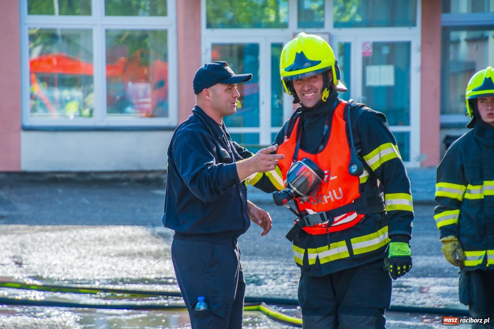 Zdjęcie w galerii na portalu naszraciborz.pl: Ćwiczenia strażackie w Krzanowicach. Świętowanie 135-lecia miejscowej OSP wiadomości z regionu