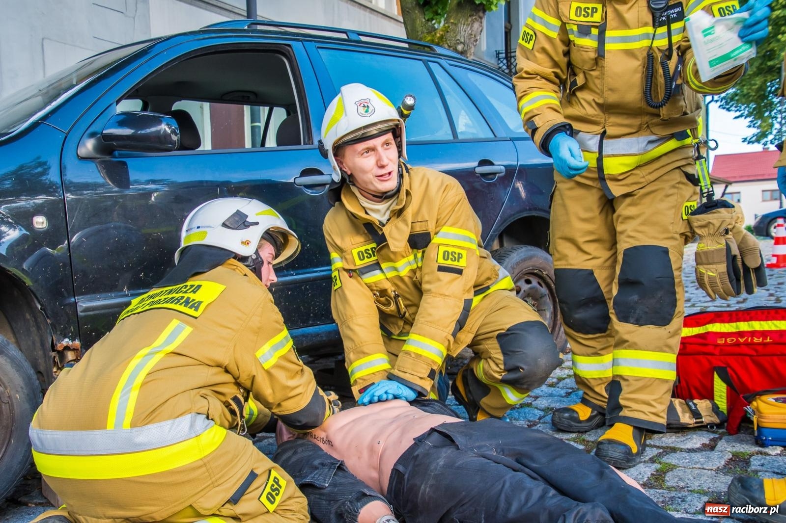 Zdjęcie w galerii na portalu naszraciborz.pl: Ćwiczenia strażackie w Krzanowicach. Świętowanie 135-lecia miejscowej OSP wiadomości z regionu