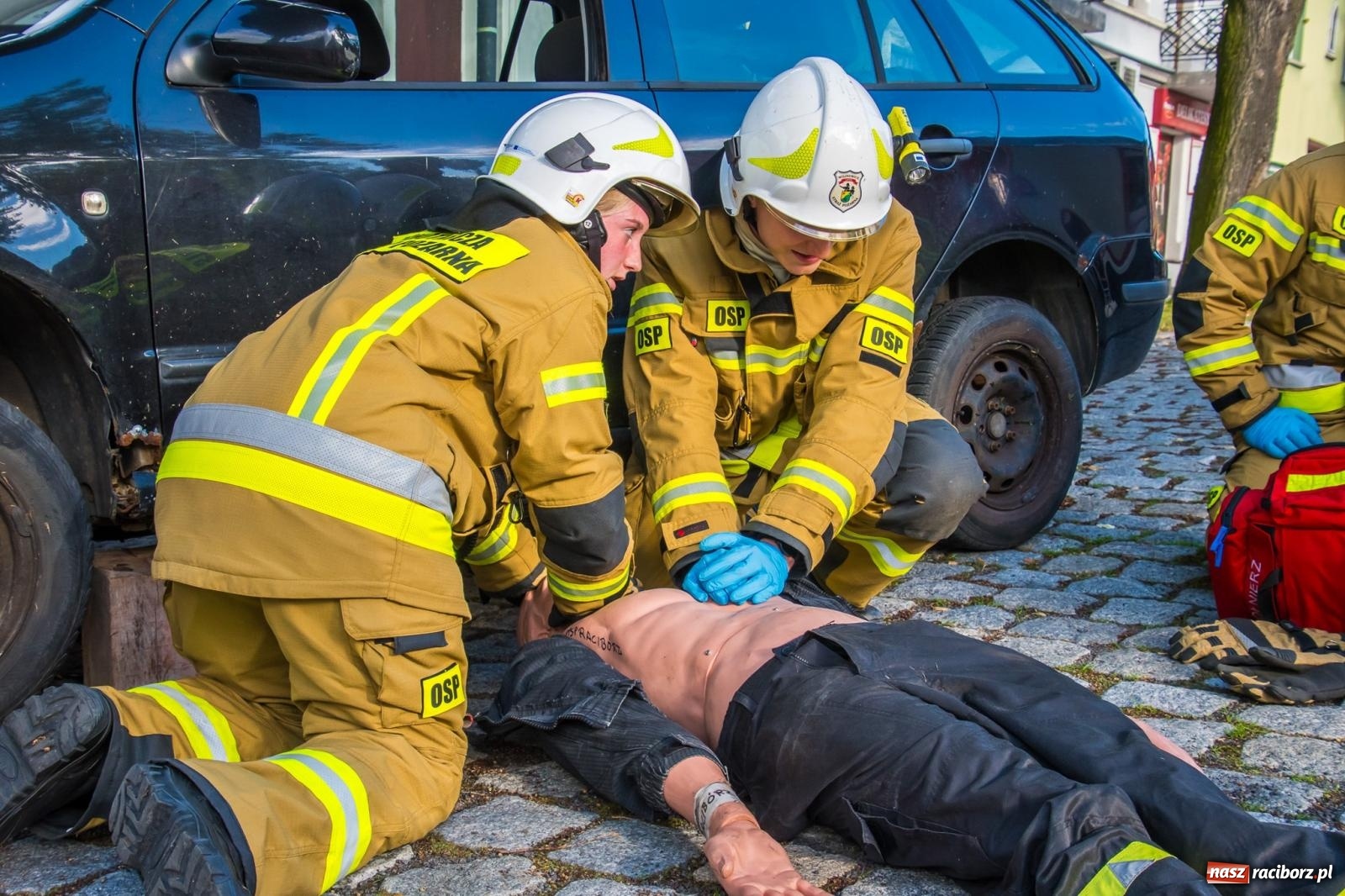 Zdjęcie w galerii na portalu naszraciborz.pl: Ćwiczenia strażackie w Krzanowicach. Świętowanie 135-lecia miejscowej OSP wiadomości z regionu