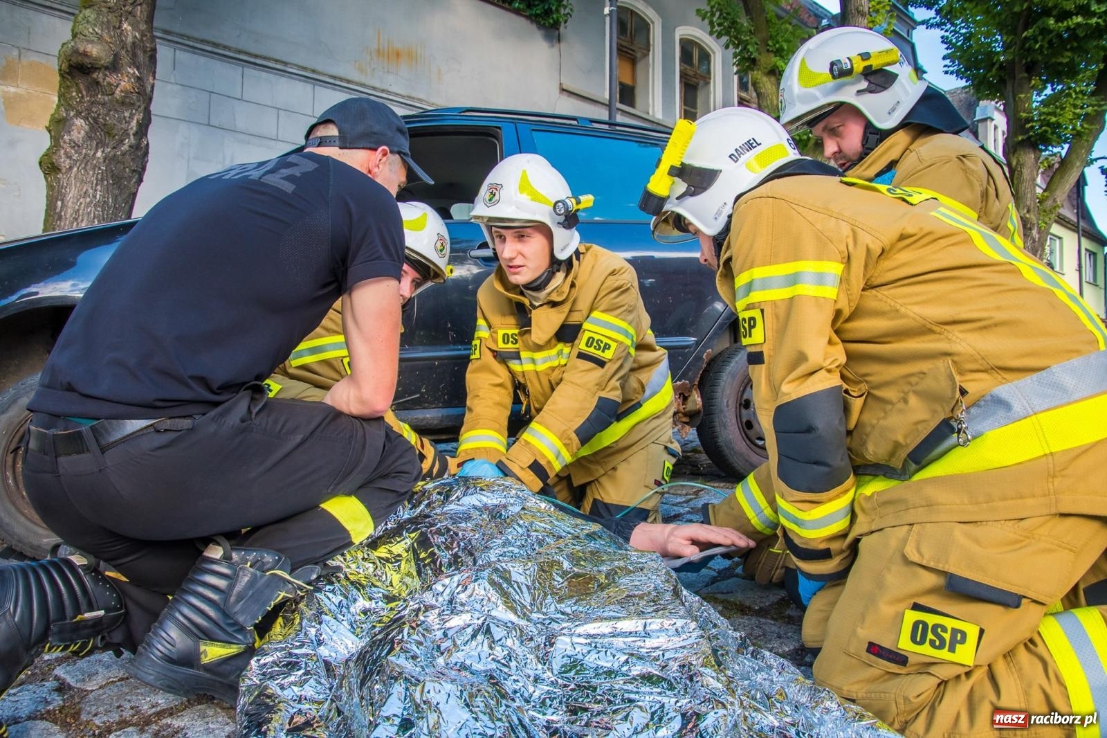 Zdjęcie w galerii na portalu naszraciborz.pl: Ćwiczenia strażackie w Krzanowicach. Świętowanie 135-lecia miejscowej OSP wiadomości z regionu